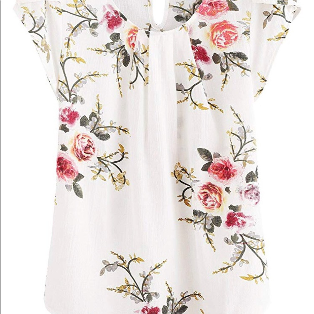 Floral cap sleeve blouse🍍